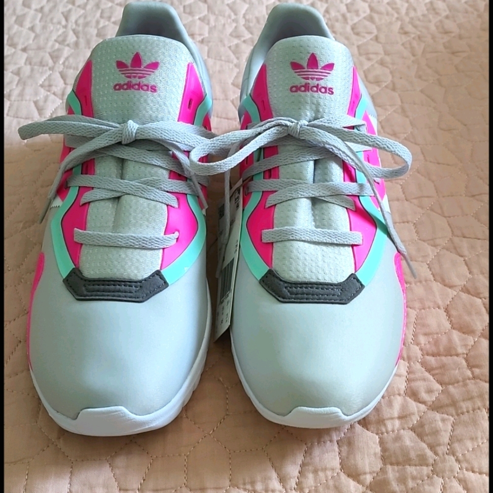 ADIDAS-NWT Original Flex women's sneakers